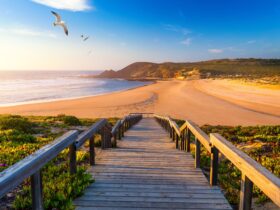 Algarve – 300 dni słońca i tanie loty z Polski. Nic dziwnego, że AI je wskazała