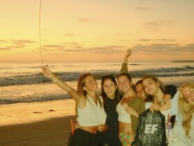 Zimowe wyjazdy językowe do ciepłych krajów – nauka w rytmie słońca